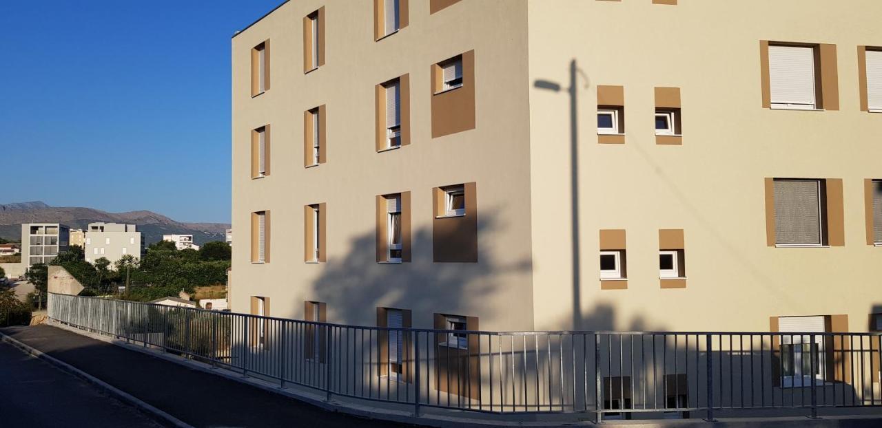 Salsa Split - Cozy Apartment Екстер'єр фото