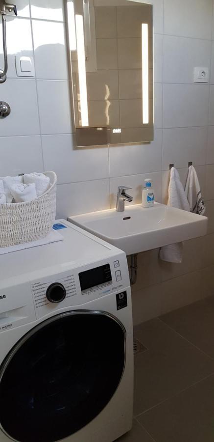 Salsa Split - Cozy Apartment Екстер'єр фото